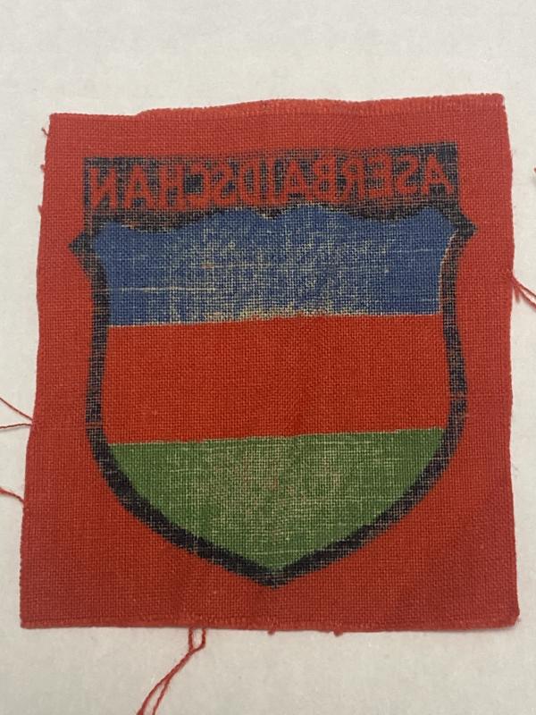 WWII German Azerbaijan Legion Sleeve Shield – 2nd Pattern Printed Ostlegion Insignia