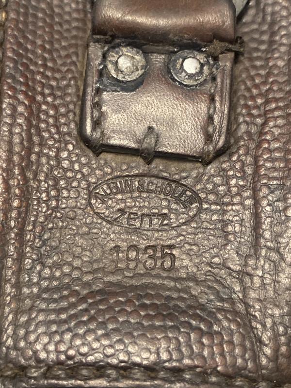 Pre-War German K98k Ammunition Pouch – Brown Leather, Albin Scholle 1935