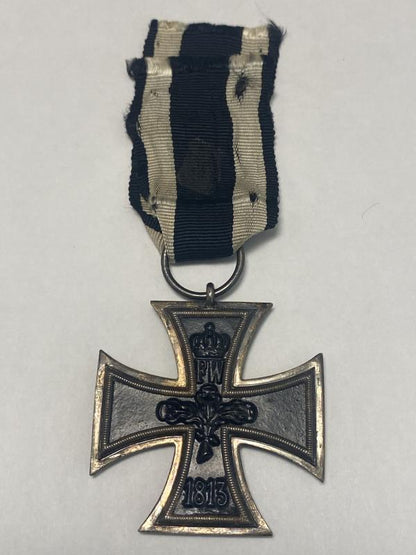 WWI German Iron Cross Second Class (1914–1918) – SW Wagner Maker, With Ribbon