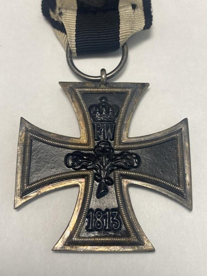 WWI German Iron Cross Second Class (1914–1918) – SW Wagner Maker, With Ribbon