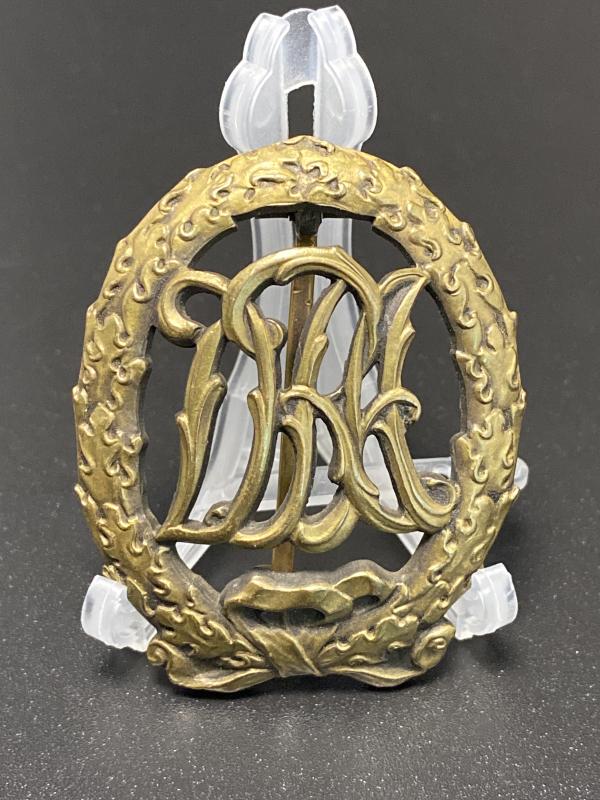 Pre-War DRA Sports Badge (Bronze Grade) – L. Chr. Lauer, Nürnberg