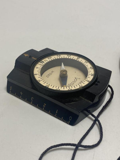WWII German Busch DRGM Compass with Original Drawstring Bag – Pre-War / Early Wehrmacht Navigation Instrument