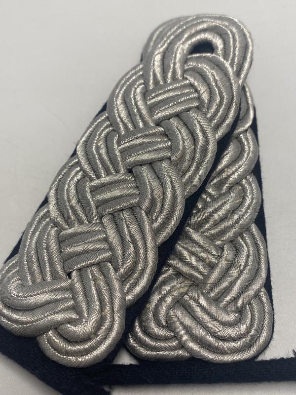 WWII Kriegsmarine Korvettenkapitän Shoulder Boards – Unissued Officer Rank Insignia