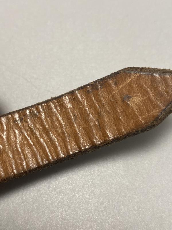 WWII German Army Heer Zeltbahn Equipment Strap 1941 – Black Leather, Zinc Buckle