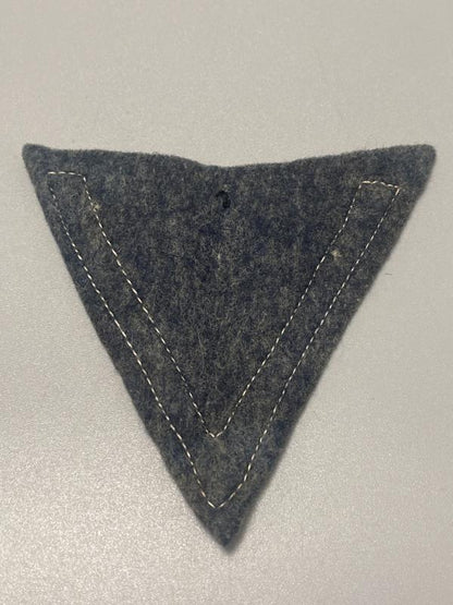 WWII German Luftwaffe Gefreiter Rank Chevron – Silver Tresse, Unissued