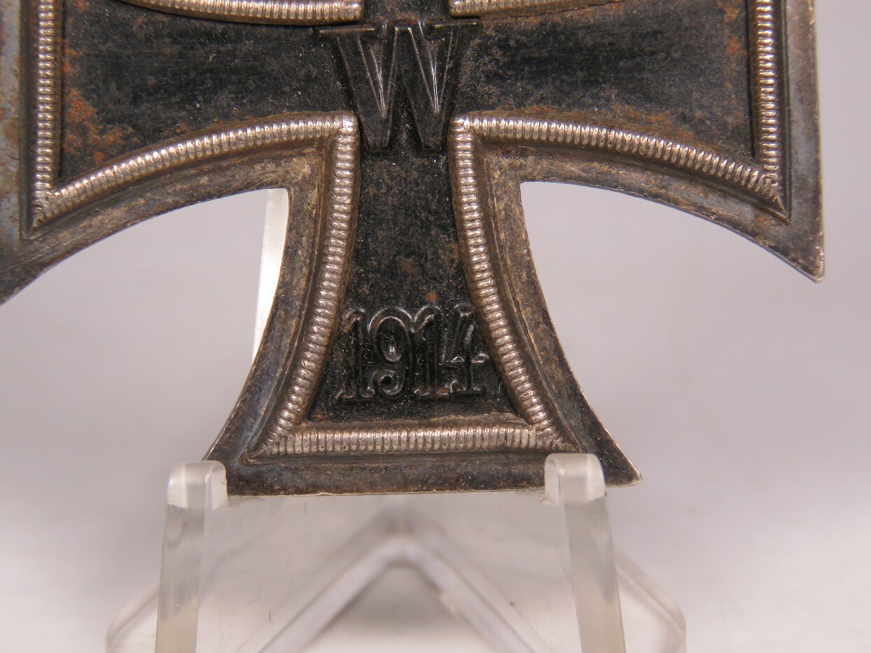 WWI German Iron Cross Second Class (1914–1918) – Johann Wagner & Sohn “IW” Maker, Ring Marked